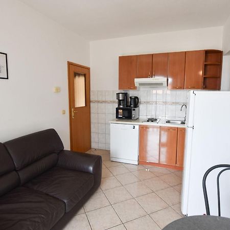 Apartments Karmen I Primošten Extérieur photo