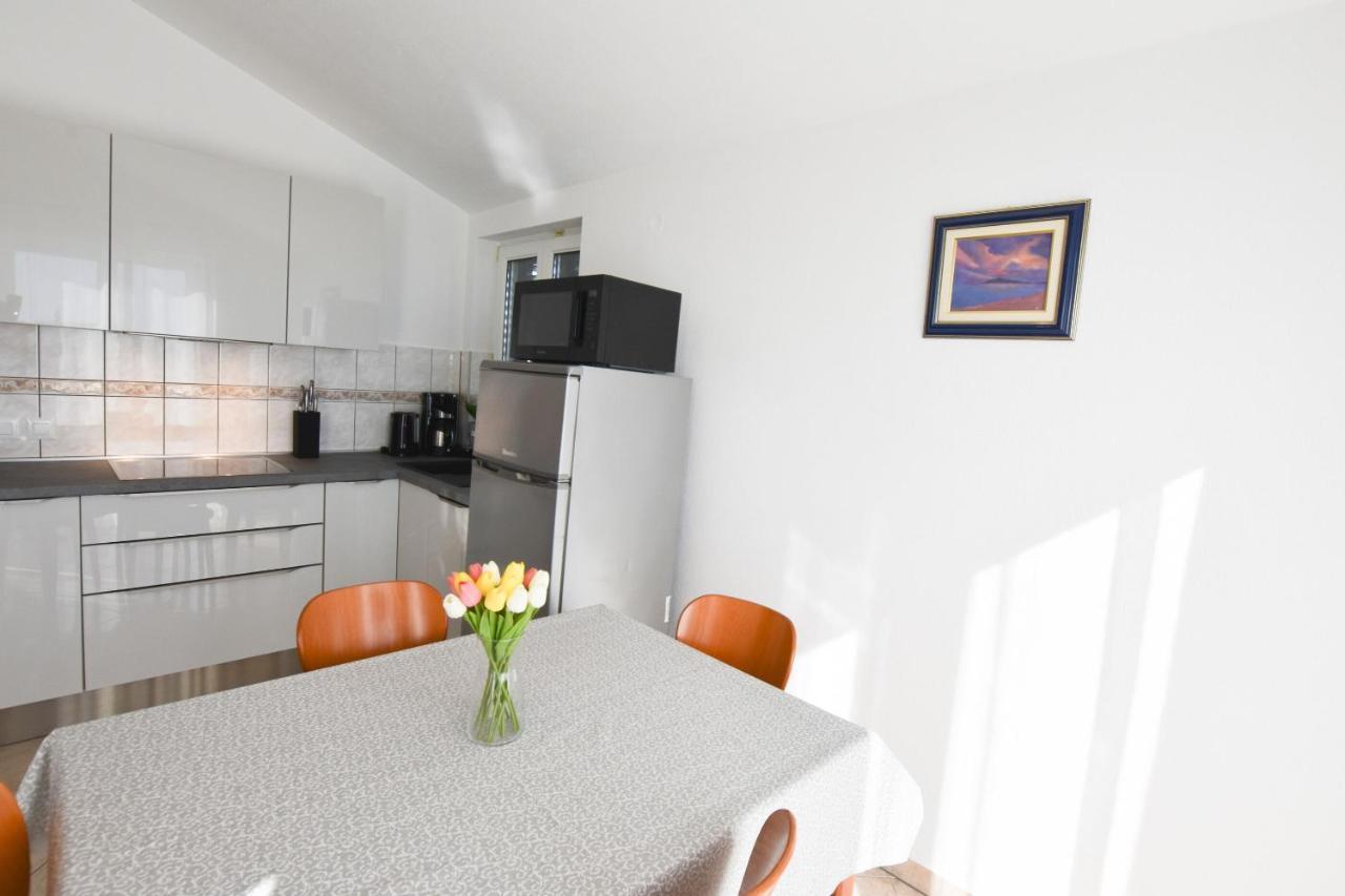 Apartments Karmen I Primošten Extérieur photo