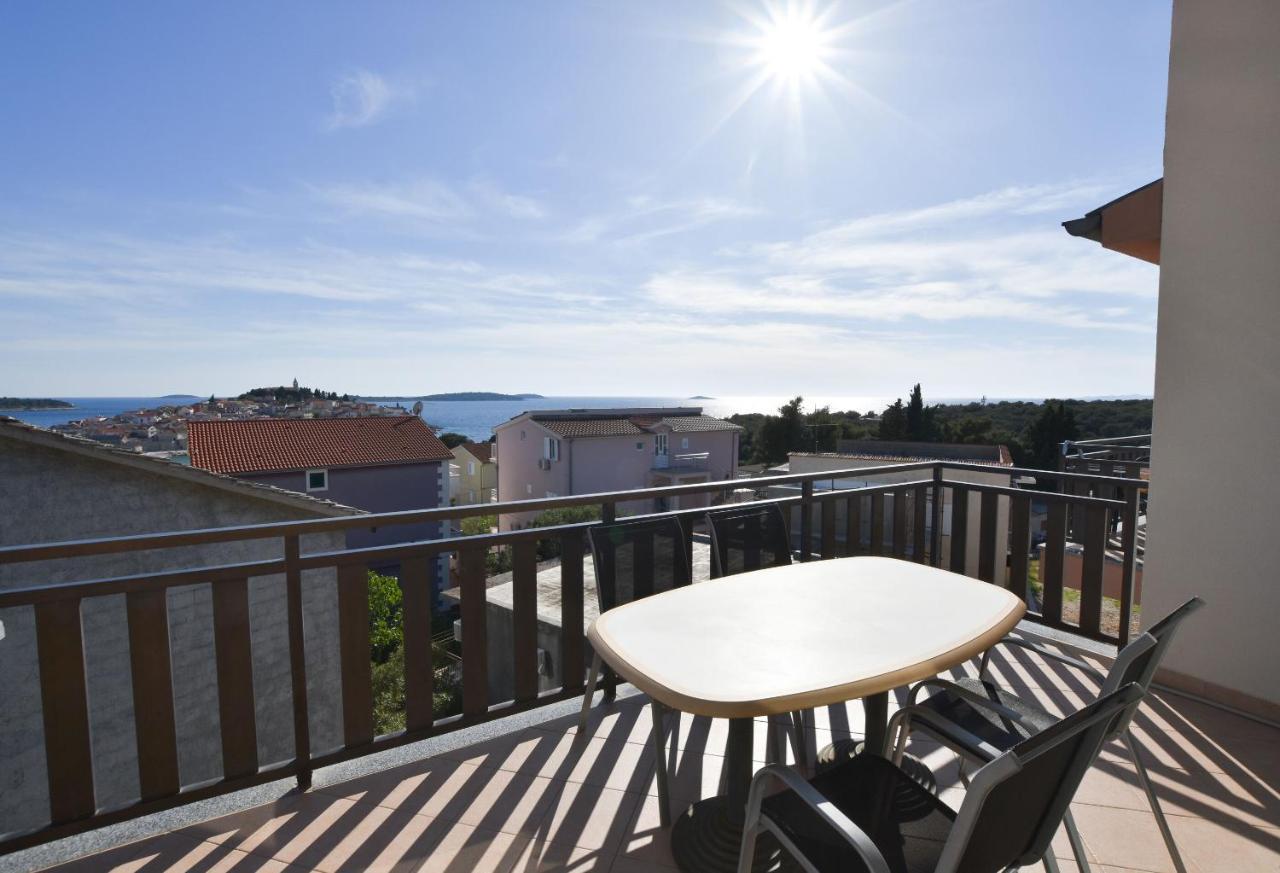 Apartments Karmen I Primošten Extérieur photo