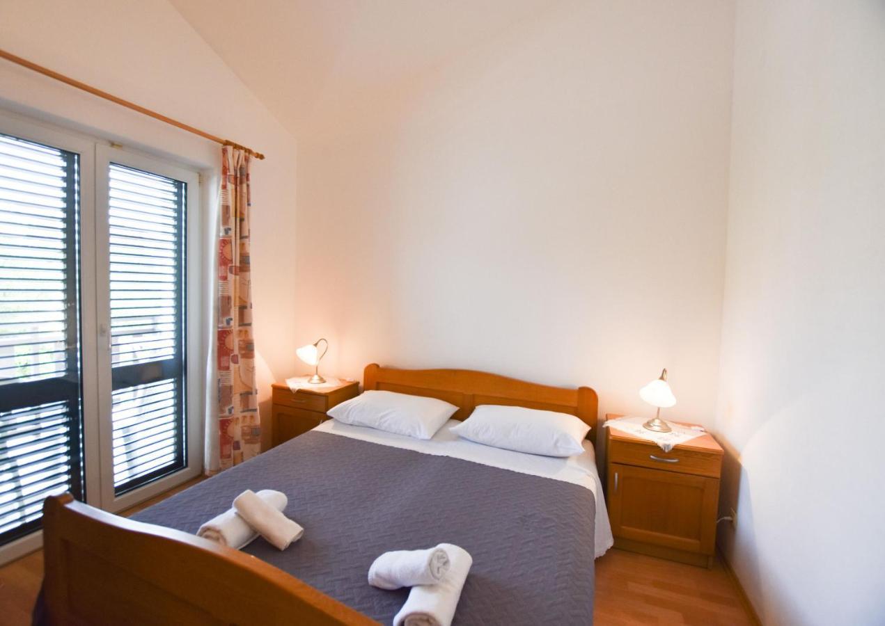 Apartments Karmen I Primošten Extérieur photo